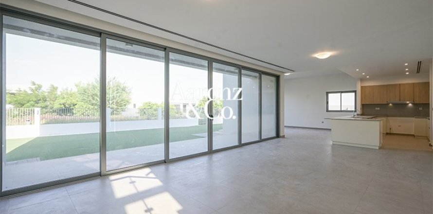 Villa de 5 dormitorios en Dubai Hills Estate, UAE No. 167732