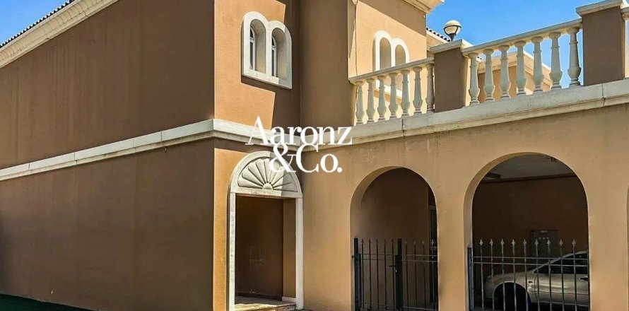 3 غرف نوم فيلا في دائرة قرية جميرا, الإمارات العربية المتحدة رقم 167734