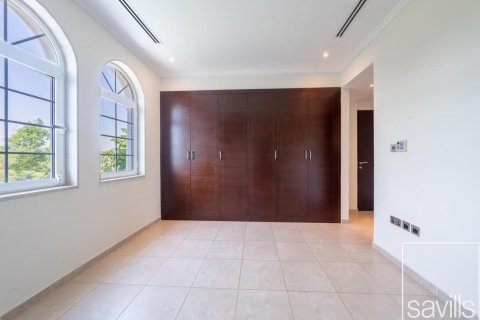 Вилла с 3 спальнями в Legacy, ОАЭ №136609 10