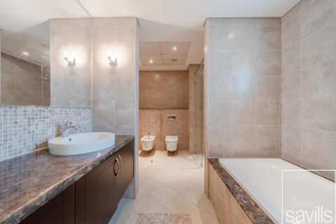 Вилла с 3 спальнями в Legacy, ОАЭ №136609 9