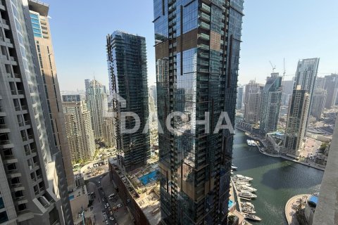 Apartment de 3 dormitorios en Emirates Crown, UAE No. 156572