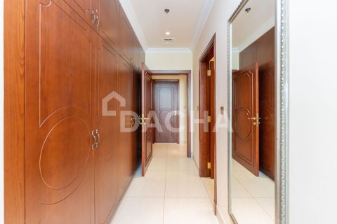 Appartement de 2 chambres à The Crescent, UAE No. 156566 7