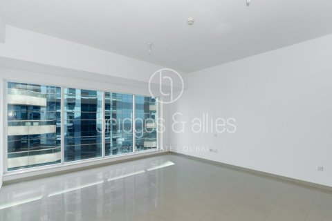 Apartment de 3 dormitorios en Emirates Crown, UAE No. 148218 20