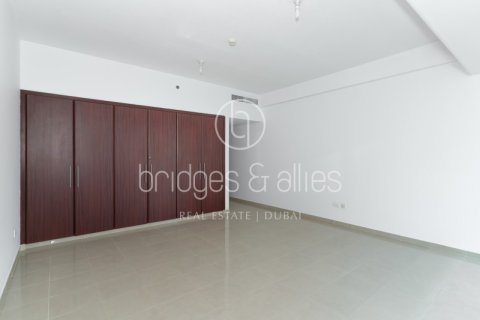 Apartment de 3 dormitorios en Emirates Crown, UAE No. 148218 18