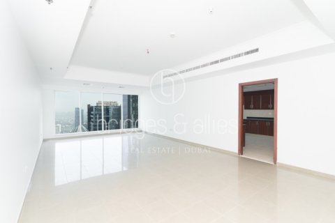 Apartment de 3 dormitorios en Emirates Crown, UAE No. 148218 5