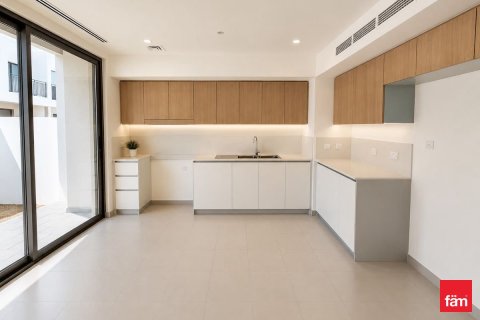 Villa de 4 dormitorios en Dubai, UAE No. 166028 5
