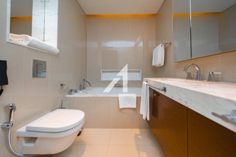 Apartment de 2 dormitorios en The Address Residence Fountain Views, UAE No. 90883 9