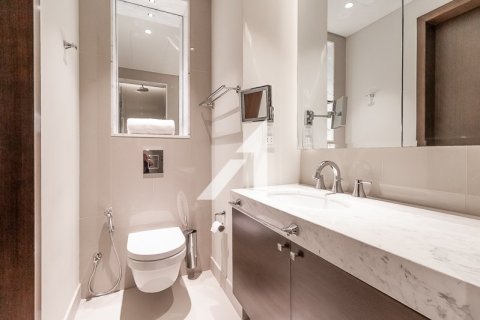 Apartment de 2 dormitorios en The Address Residence Fountain Views, UAE No. 90884 8