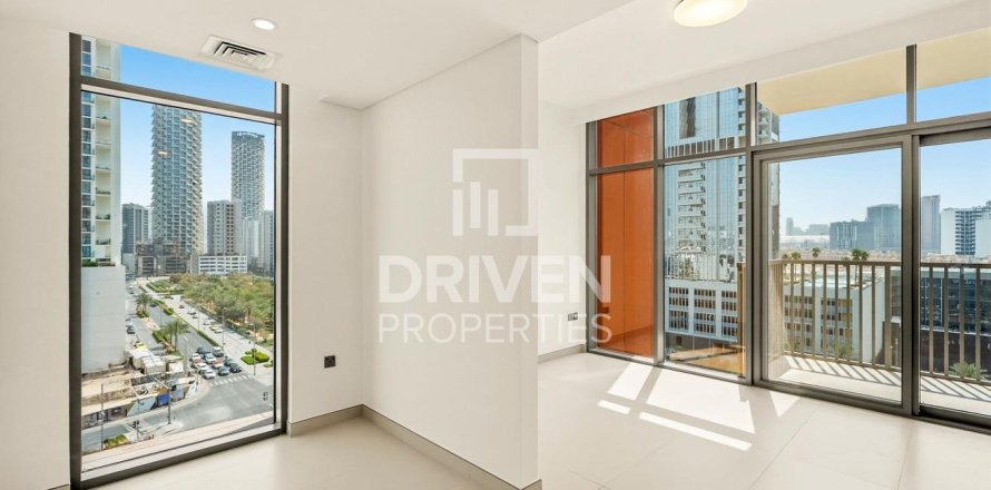 Appartement de 2 chambres à District 11, UAE No. 201215