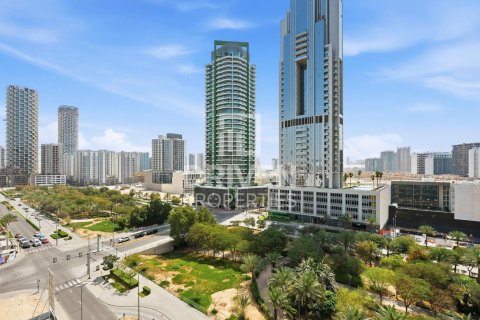 Appartement de 2 chambres à District 11, UAE No. 201215 16