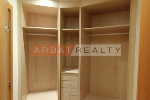 Квартира с 3 спальнями в Shoreline Apartments, ОАЭ №186588 16