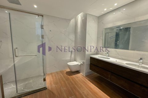 4 bedrooms Apartment in Doha, Qatar No. 57944 11
