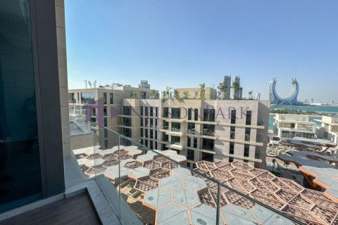 4 bedrooms Apartment in Doha, Qatar No. 57944 1