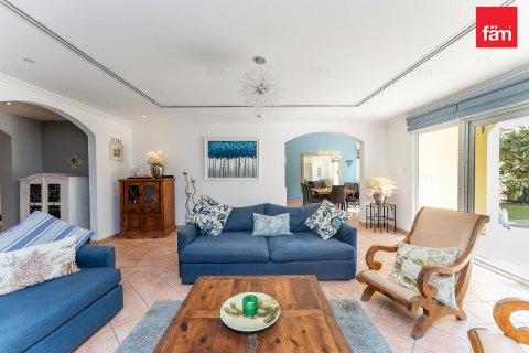 Таунхаус с 3 спальнями в Дубай, ОАЭ №146207 4