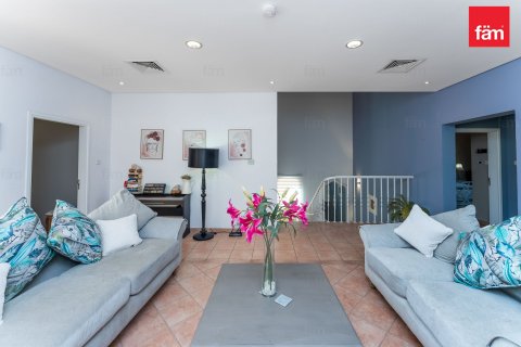 Таунхаус с 3 спальнями в Дубай, ОАЭ №146207 17