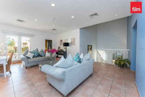 Таунхаус с 3 спальнями в Дубай, ОАЭ №146207 19