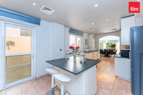 Таунхаус с 3 спальнями в Дубай, ОАЭ №146207 13