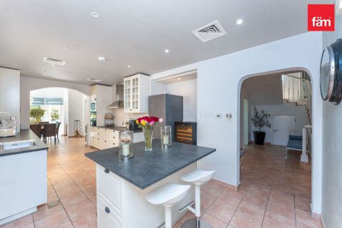 Таунхаус с 3 спальнями в Дубай, ОАЭ №146207 6