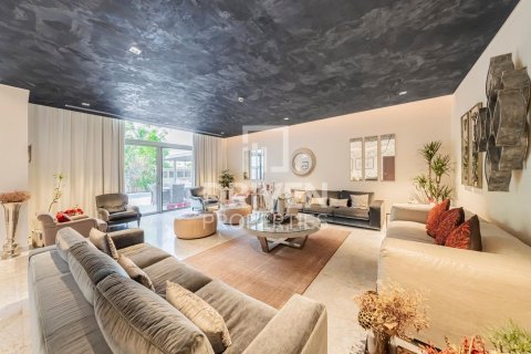 5 غرفة نوم  فيلا في District One, الإمارات العربية المتحدة رقم 137741 4