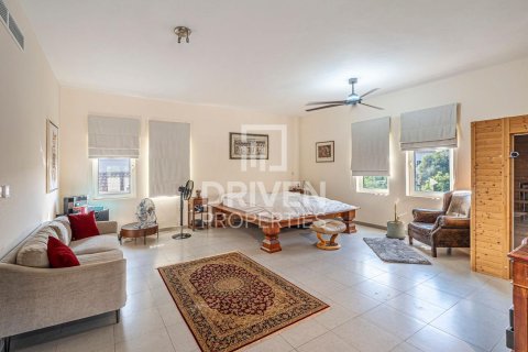 5 غرفة نوم  فيلا في فيلات, الإمارات العربية المتحدة رقم 137745 24