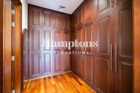 7 غرفة نوم  فيلا  رقم 127652 20