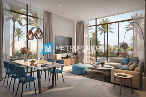 5 bedrooms Villa in Abu Dhabi, UAE No. 14014 2