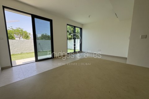 4 غرف نوم فيلا في دبي هيلز استيت, الإمارات العربية المتحدة رقم 103606 4