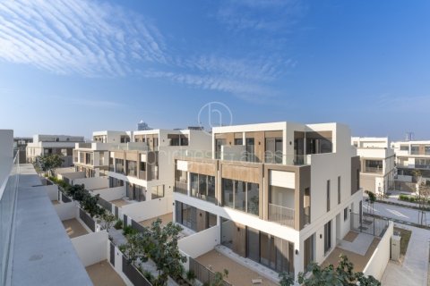 Villa de 4 dormitorios en Dubai, UAE No. 103603 8
