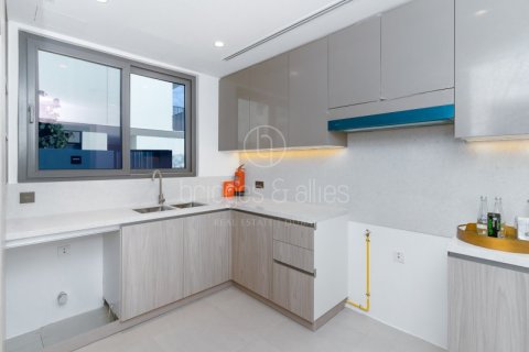 Villa de 4 dormitorios en Dubai, UAE No. 103603 5