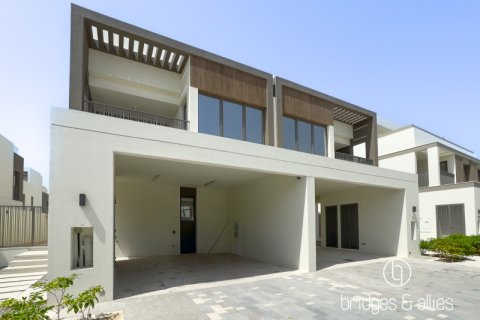 Villa de 4 dormitorios en Dubai, UAE No. 103605 18