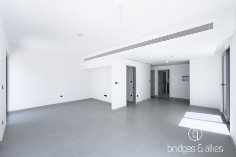 Villa de 4 dormitorios en Dubai, UAE No. 103605 4