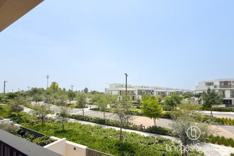 Villa de 4 dormitorios en Dubai, UAE No. 103617 8