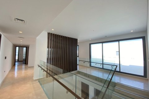 Commercial property de 5 dormitorios en  Yas Acres, UAE No. 79866 10