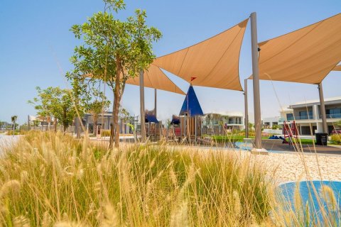 Commercial property de 5 dormitorios en  Yas Acres, UAE No. 79866 20