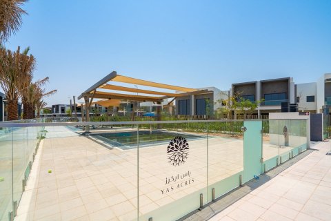 Commercial property de 5 dormitorios en  Yas Acres, UAE No. 79866 6