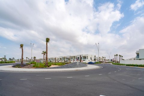 Commercial property de 5 dormitorios en  Yas Acres, UAE No. 79866 22