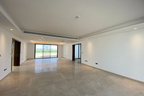 Commercial property de 5 dormitorios en  Yas Acres, UAE No. 79866 9