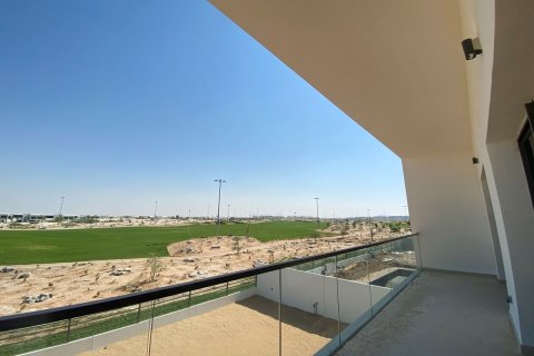 Commercial property de 5 dormitorios en  Yas Acres, UAE No. 79866 4
