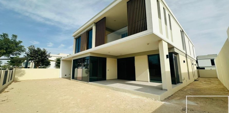 5 bedrooms Villa in Harmony, UAE No. 194610