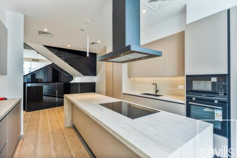 4 bedrooms Townhouse in Al Barari, UAE No. 194605 13