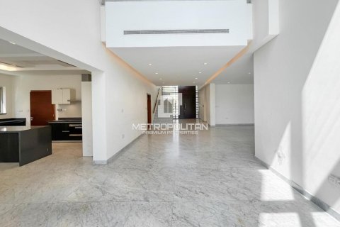 Villa de 5 dormitorios No. 128917 5