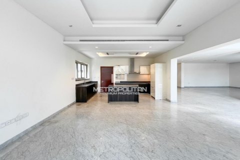 Villa de 5 dormitorios No. 128917 6