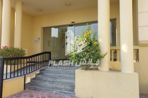 Apartment de 2 dormitorios en Yasmin Village, UAE No. 172116 5