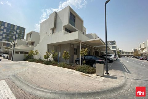 2 غرف نوم تاون هاوس في دبي, الإمارات العربية المتحدة رقم 105792 2