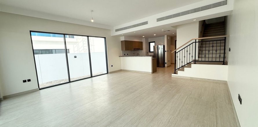 Townhouse de 5 dormitorios en Dubai, UAE No. 105807