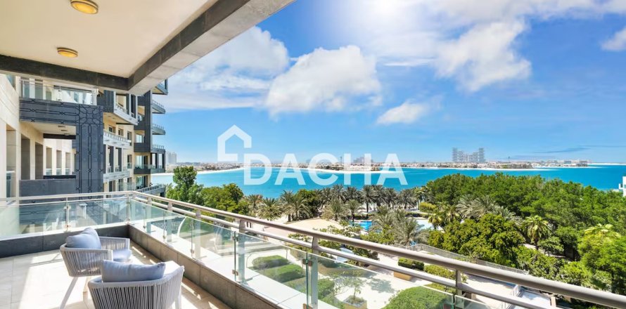 Apartment de 3 dormitorios en The Crescent, UAE No. 210346