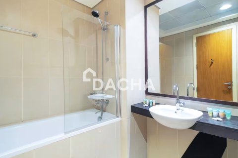 Apartment de 3 dormitorios en The Crescent, UAE No. 210346 26