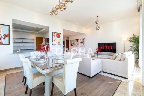 Apartment de 3 dormitorios en The Crescent, UAE No. 210346 31
