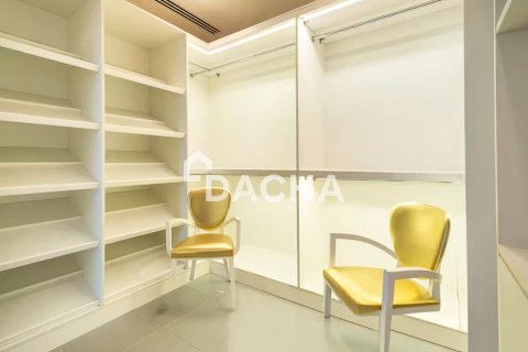 Apartment de 3 dormitorios en The Crescent, UAE No. 210346 10