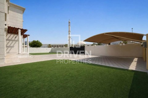5 bedrooms Villa in Nadd Al Sheba, UAE No. 204766 30